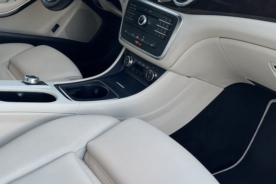 Продам Mercedes-Benz GLA-Class 250 2016 года в Николаеве