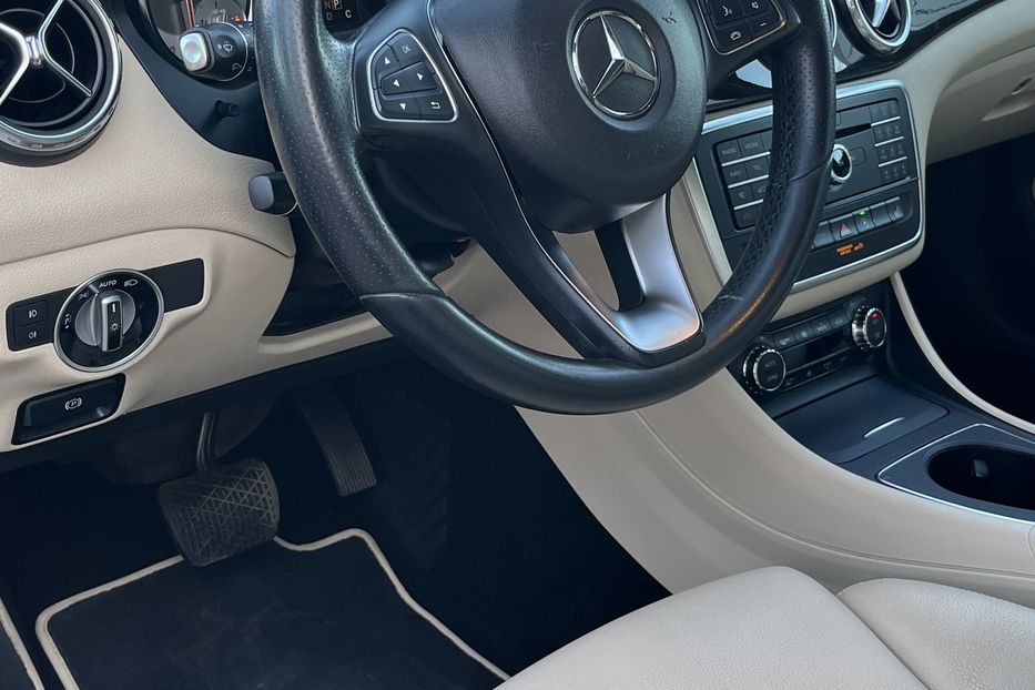 Продам Mercedes-Benz GLA-Class 250 2016 года в Николаеве