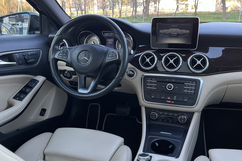 Продам Mercedes-Benz GLA-Class 250 2016 года в Николаеве