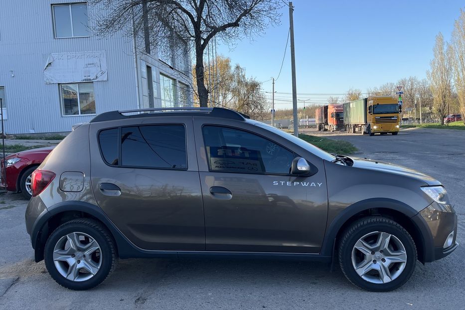 Продам Renault Sandero StepWay 1,5 DCI 2019 года в Николаеве
