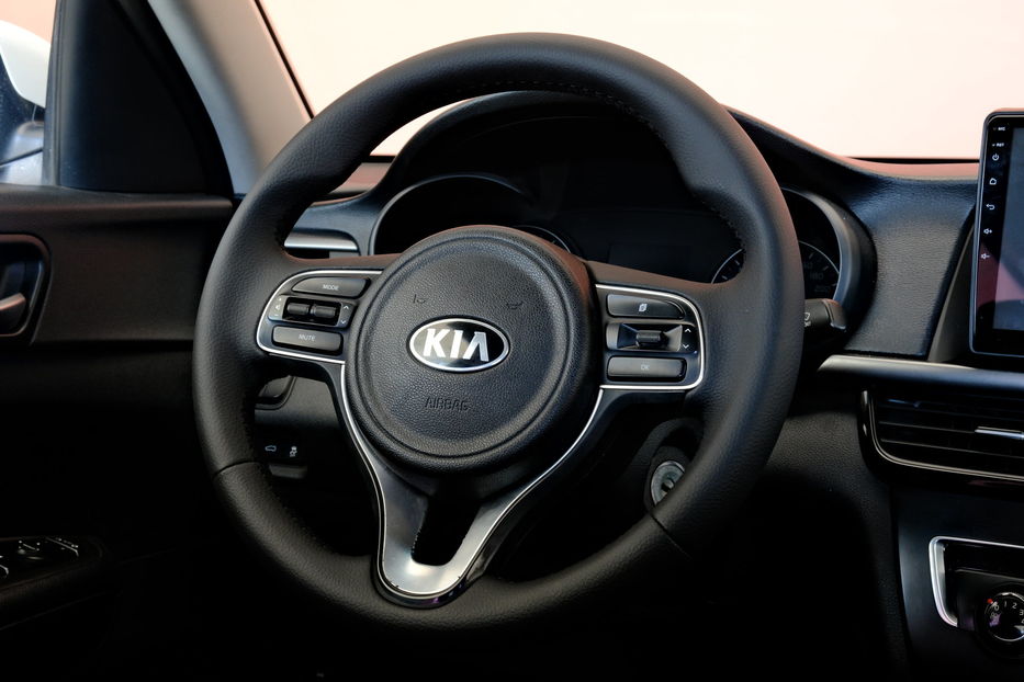 Продам Kia Optima K5 LPI 2017 года в Одессе