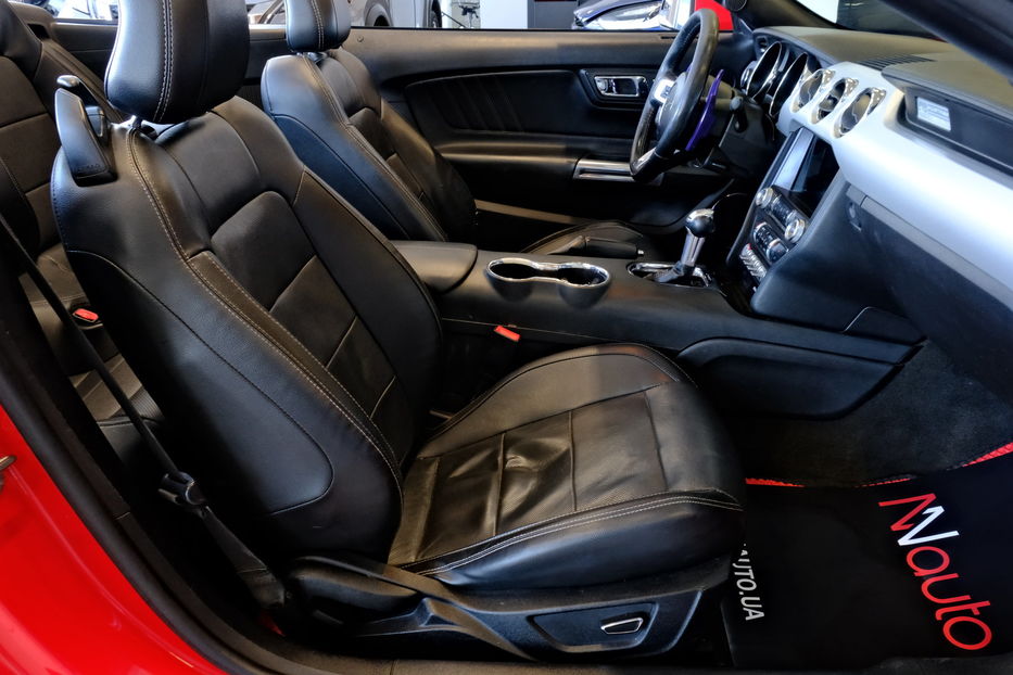 Продам Ford Mustang Cabrio 2018 года в Одессе