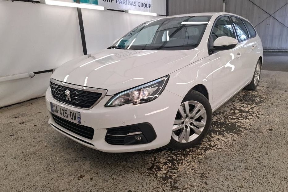 Продам Peugeot 308 NAV LED KLIM  НЕ МАЛЬОВАНИЙ 2021 года в Львове