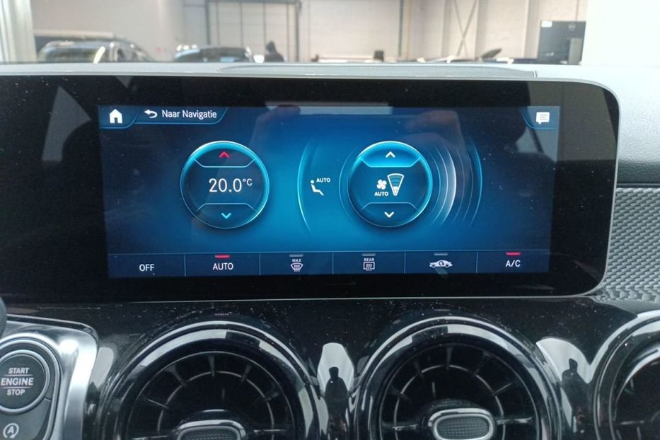 Продам Mercedes-Benz Mercedes GLB NAVI KAMERA  2021 года в Львове