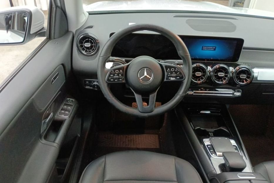 Продам Mercedes-Benz Mercedes GLB NAVI KAMERA  2021 года в Львове