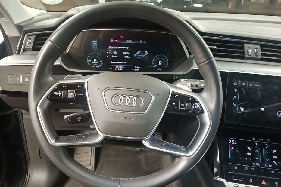 Продам Audi E-Tron ЗАРЕЗЕРВОВАНО 2021 года в Львове
