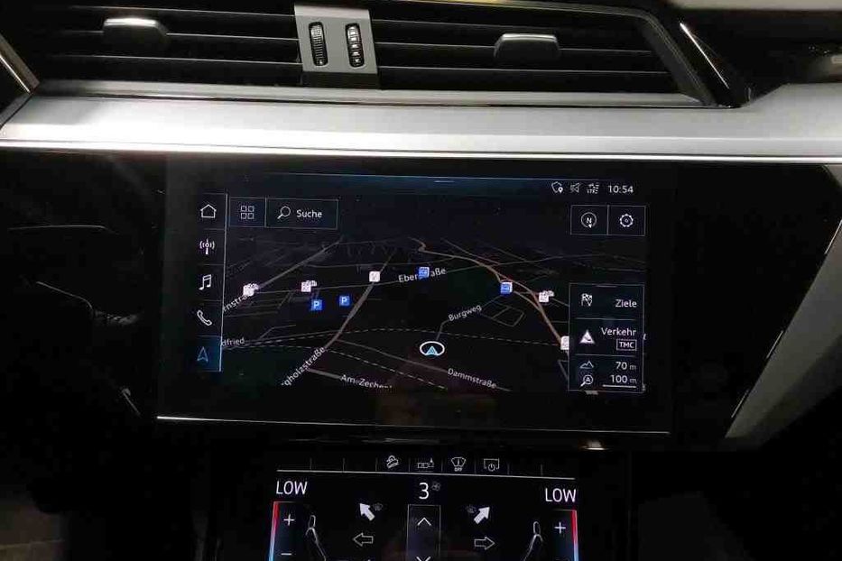 Продам Audi E-Tron 95 LED KLIMA NAVI  2019 года в Львове
