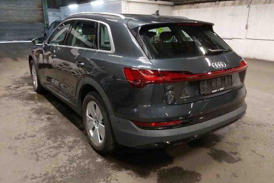 Продам Audi E-Tron 95 LED KLIMA NAVI  2019 года в Львове