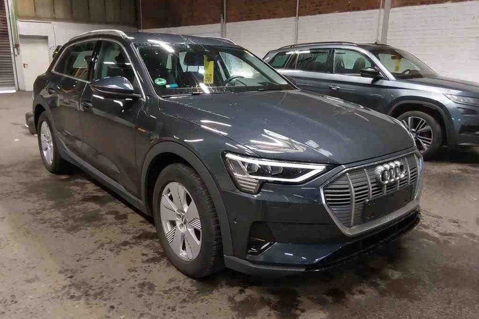 Продам Audi E-Tron 95 LED KLIMA NAVI  2019 года в Львове