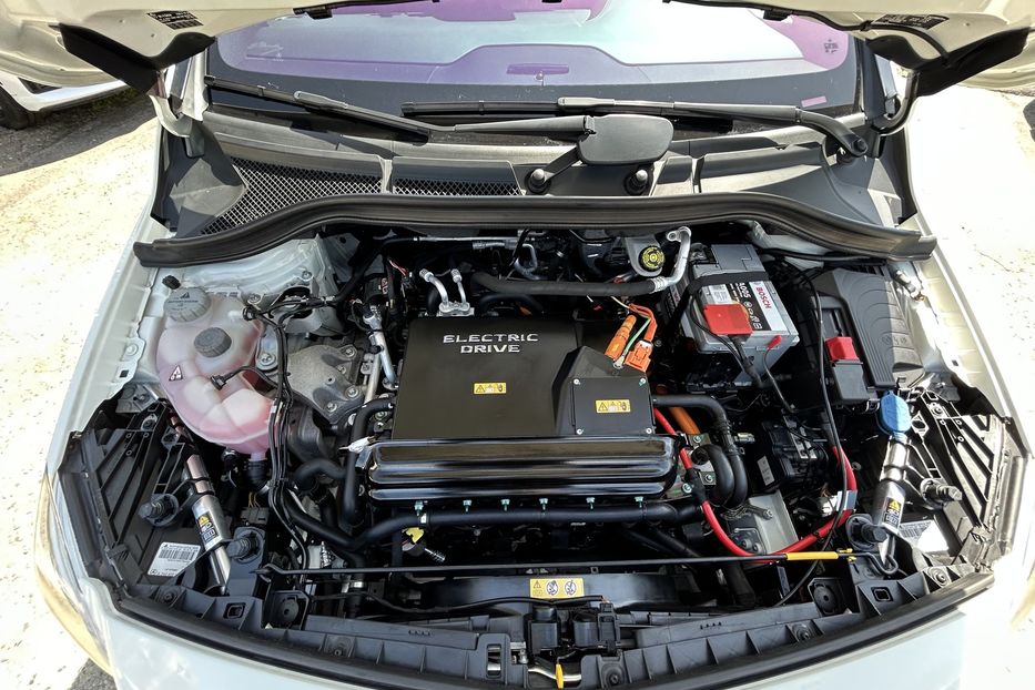 Продам Mercedes-Benz B-Class B250E 2015 года в Одессе