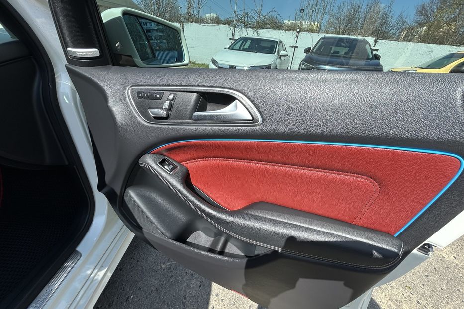Продам Mercedes-Benz B-Class B250E 2015 года в Одессе