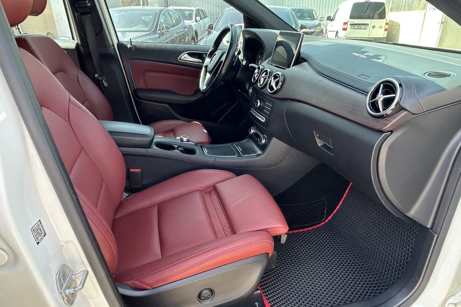 Продам Mercedes-Benz B-Class B250E 2015 года в Одессе