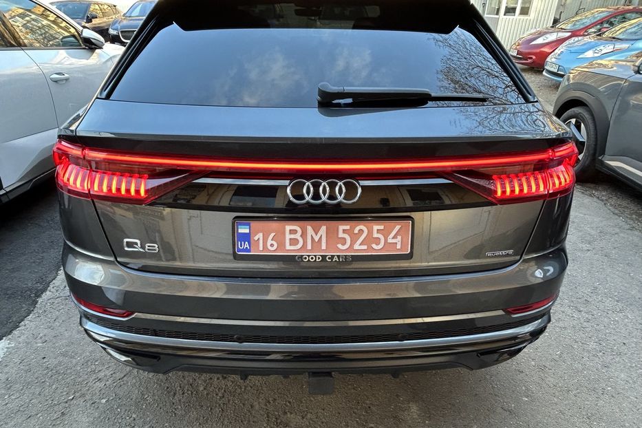 Продам Audi Q8 3.0 TFSI Prestige full 2020 года в Одессе