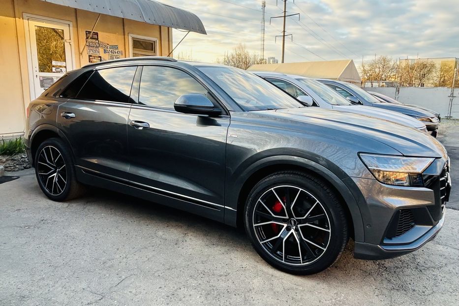 Продам Audi Q8 3.0 TFSI Prestige full 2020 года в Одессе