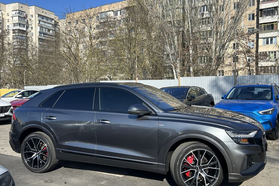 Продам Audi Q8 3.0 TFSI Prestige full 2020 года в Одессе