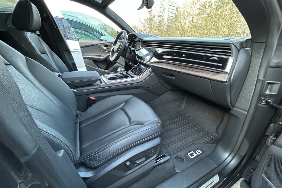 Продам Audi Q8 3.0 TFSI Prestige full 2020 года в Одессе