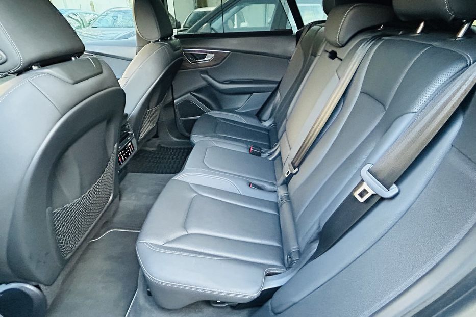 Продам Audi Q8 3.0 TFSI Prestige full 2020 года в Одессе