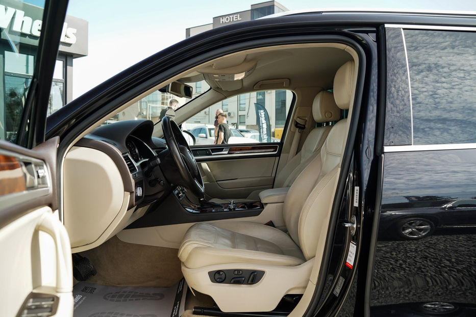 Продам Volkswagen Touareg 2010 года в Черновцах