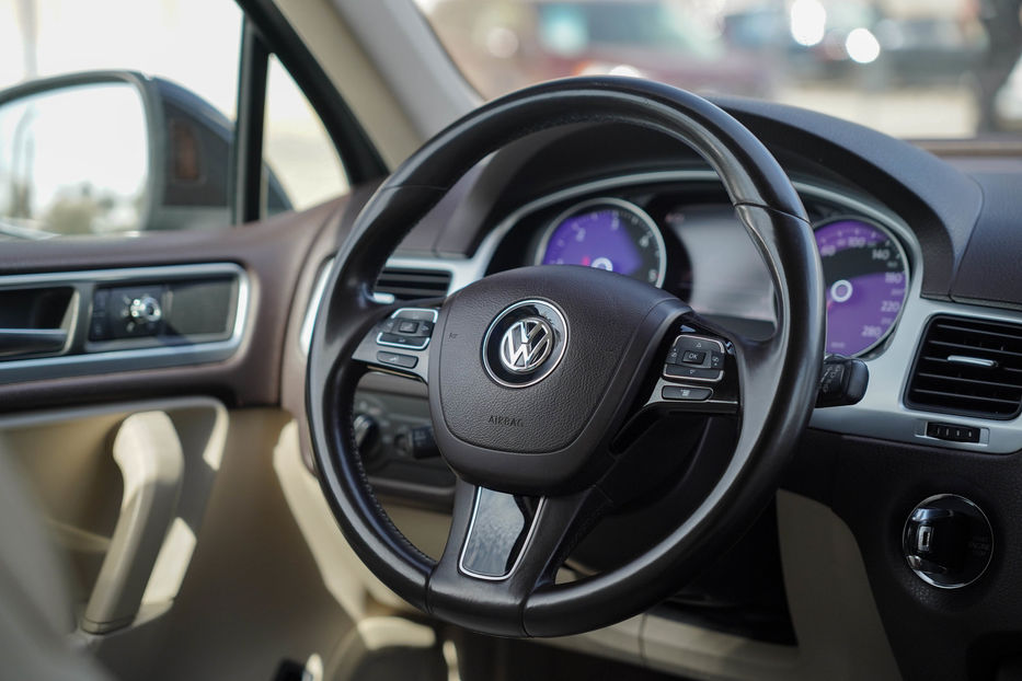 Продам Volkswagen Touareg 2010 года в Черновцах