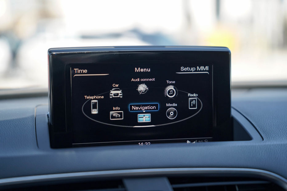 Продам Audi Q3 Premium Plus 2017 года в Черновцах