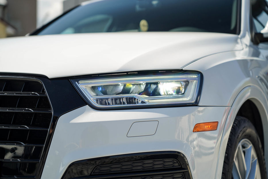 Продам Audi Q3 Premium Plus 2017 года в Черновцах