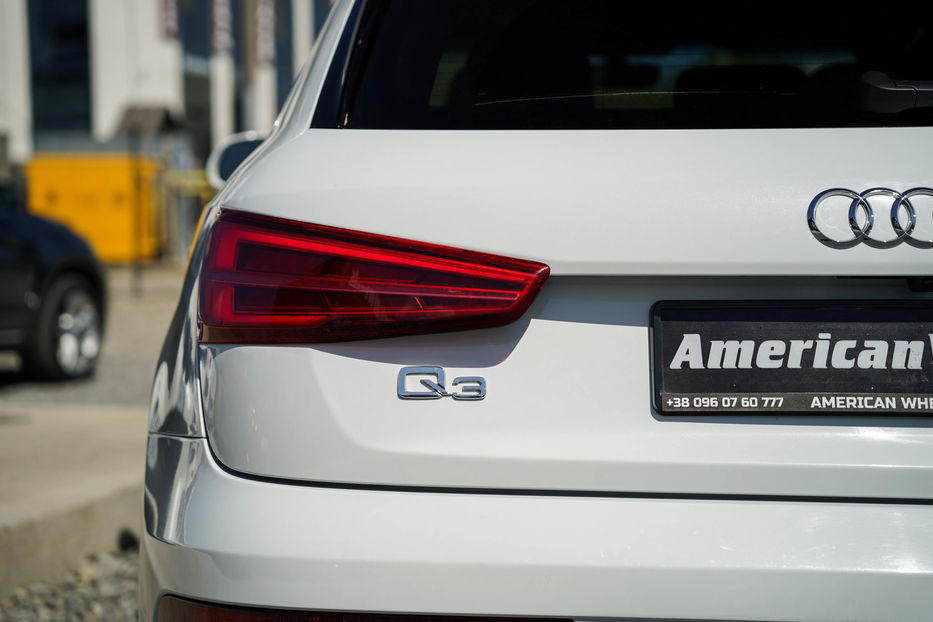 Продам Audi Q3 Premium Plus 2017 года в Черновцах