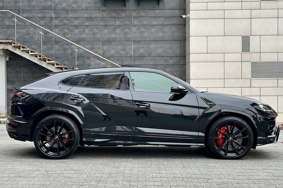 Продам Lamborghini Urus 2020 года в Киеве