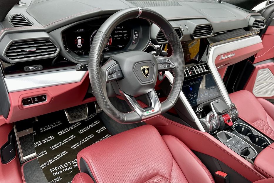 Продам Lamborghini Urus 2020 года в Киеве