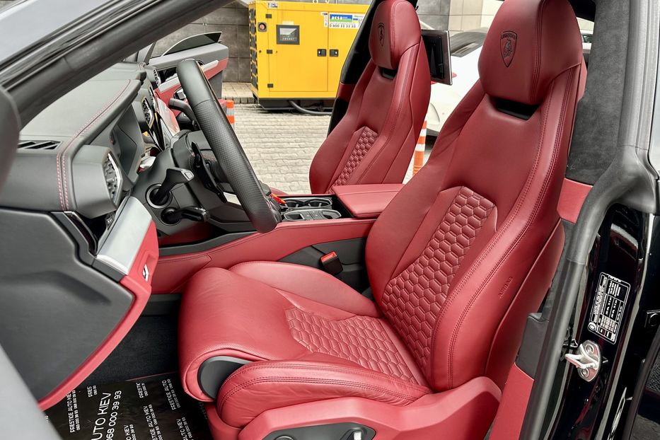 Продам Lamborghini Urus 2020 года в Киеве