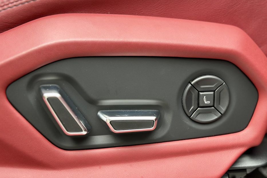 Продам Lamborghini Urus 2020 года в Киеве