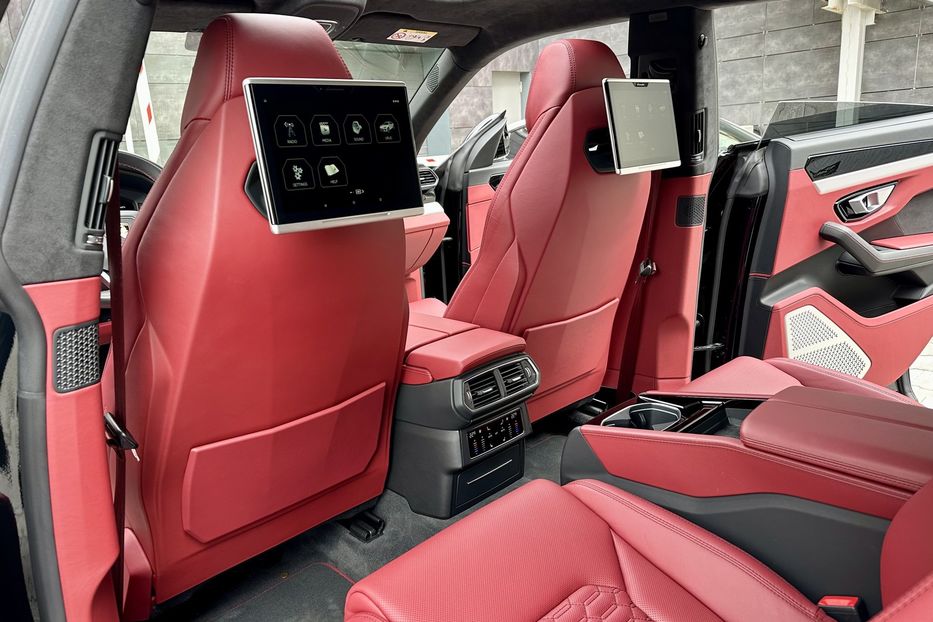 Продам Lamborghini Urus 2020 года в Киеве