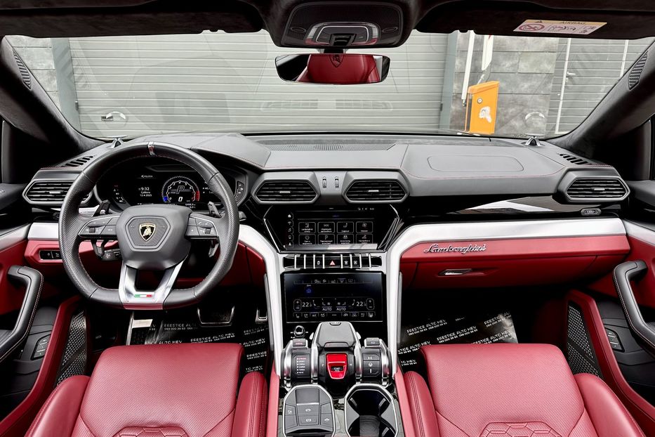Продам Lamborghini Urus 2020 года в Киеве