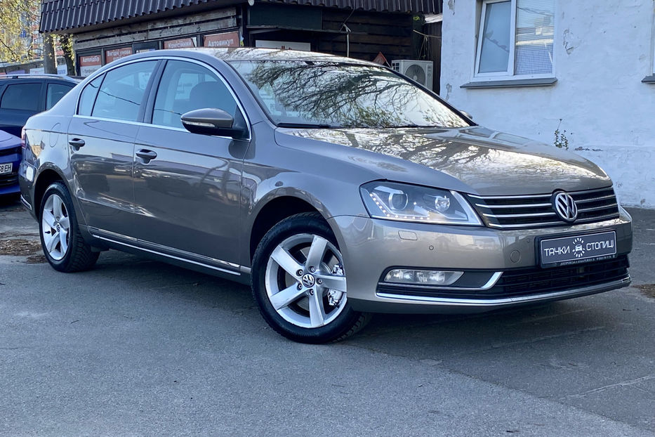 Продам Volkswagen Passat B7 2011 года в Киеве