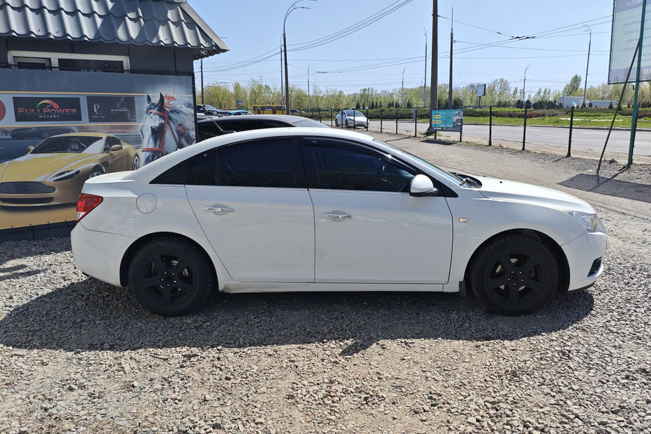 Продам Chevrolet Cruze 2011 года в Киеве
