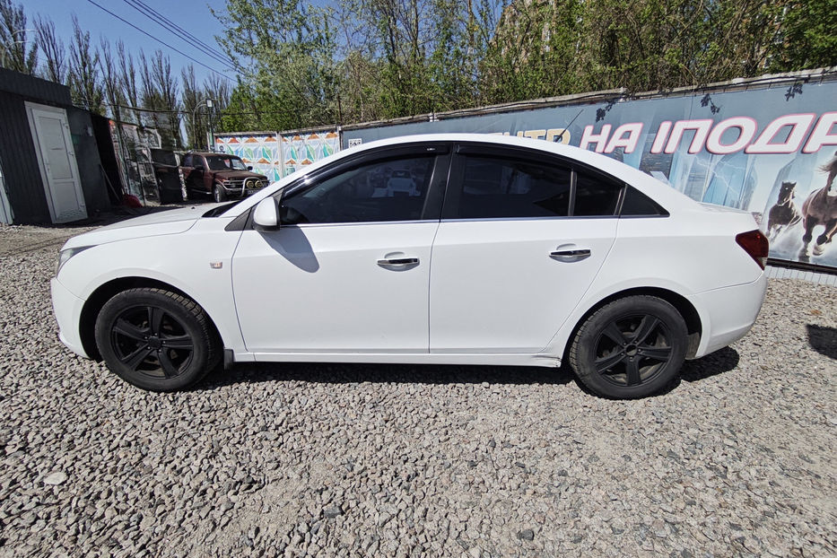 Продам Chevrolet Cruze 2011 года в Киеве