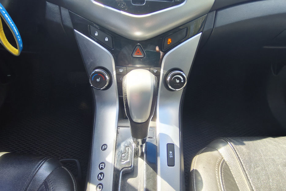 Продам Chevrolet Cruze 2011 года в Киеве