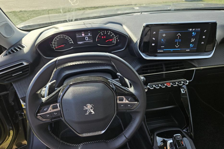 Продам Peugeot 2008 LED NAV KLIM  НЕ МАЛЬОВАНИЙ 2021 года в Львове