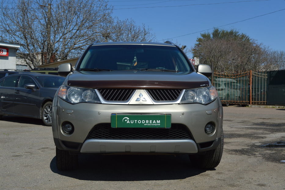 Продам Mitsubishi Outlander XL 2.4 2008 года в Одессе