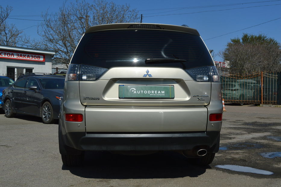 Продам Mitsubishi Outlander XL 2.4 2008 года в Одессе