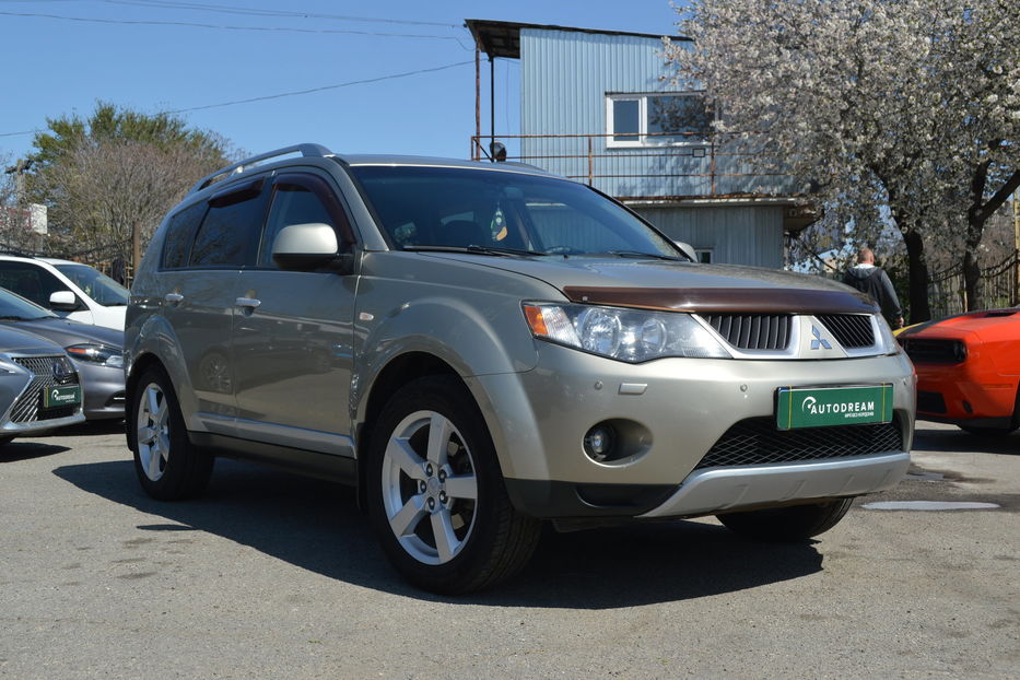 Продам Mitsubishi Outlander XL 2.4 2008 года в Одессе