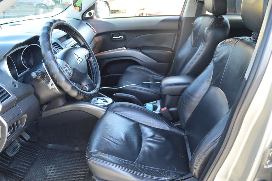 Продам Mitsubishi Outlander XL 2.4 2008 года в Одессе