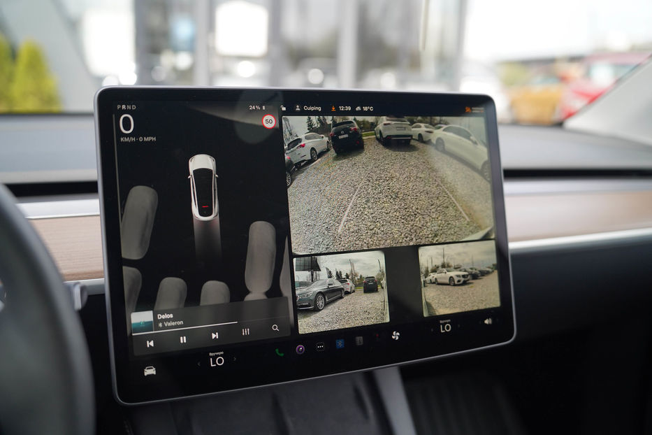 Продам Tesla Model Y Long Range Dual Motor 2023 года в Черновцах