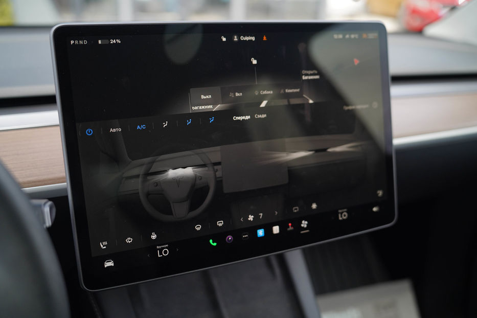 Продам Tesla Model Y Long Range Dual Motor 2023 года в Черновцах