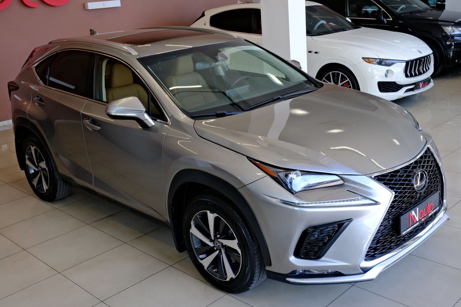 Продам Lexus NX 300 300 2018 года в Одессе