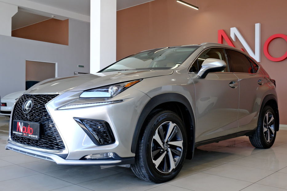 Продам Lexus NX 300 300 2018 года в Одессе