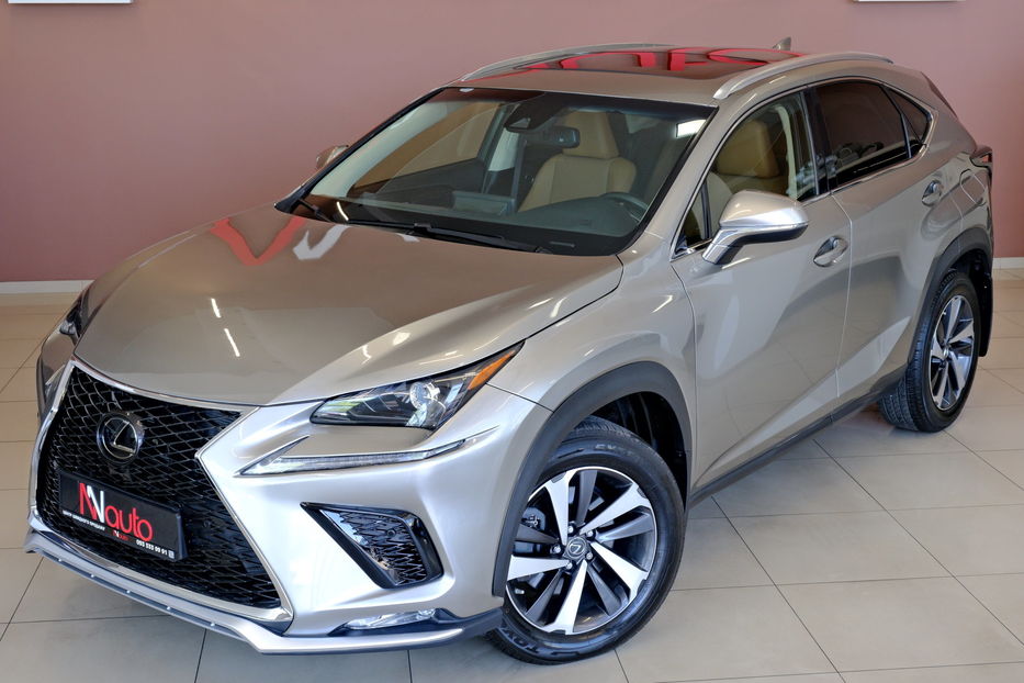 Продам Lexus NX 300 300 2018 года в Одессе