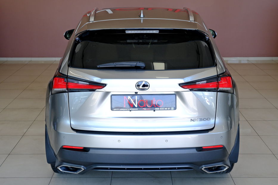 Продам Lexus NX 300 300 2018 года в Одессе