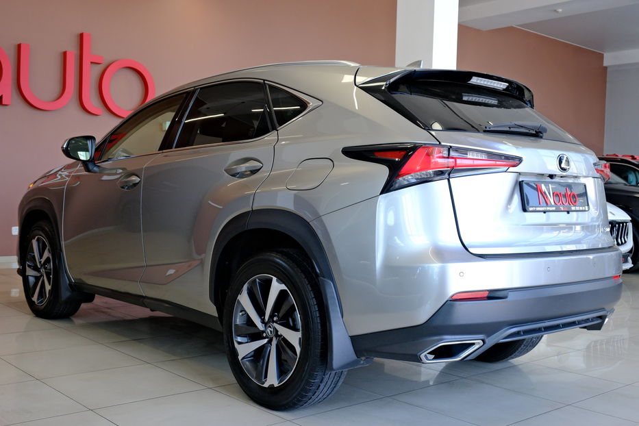 Продам Lexus NX 300 300 2018 года в Одессе