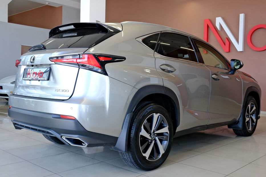 Продам Lexus NX 300 300 2018 года в Одессе