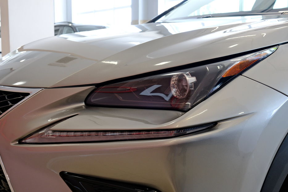 Продам Lexus NX 300 300 2018 года в Одессе